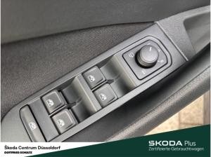 Skoda Kamiq Selection TSI DSG Infotainment-Paket Komfort-Paket Fahrassistenz-Paket: Plus