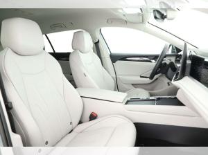 Volkswagen Passat 1.5 TSI eHybrid DSG Elegance neue