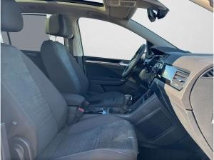 Volkswagen Touran Highline 1.5 TSI DSG 7-SITZER BLACK STYLE