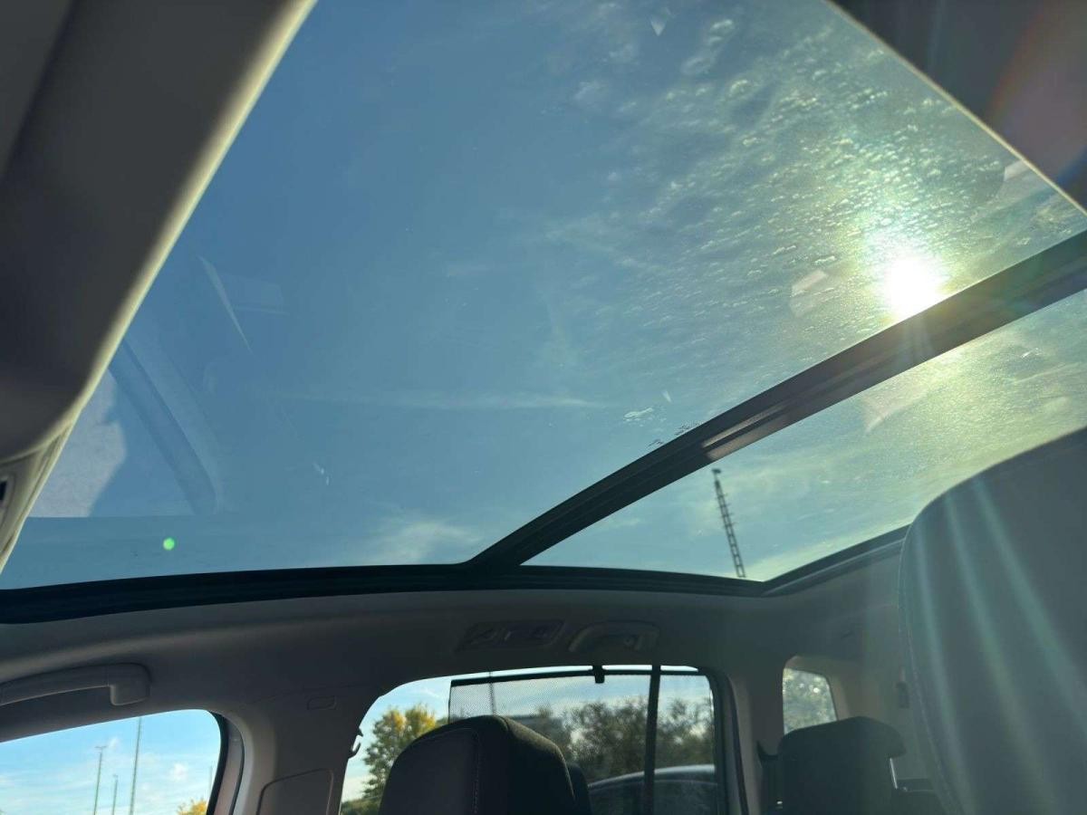 Volkswagen Touran Highline 1.5 TSI DSG 7-SITZER BLACK STYLE