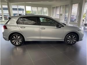 Volkswagen Golf GOAL 1.5 eTSI DSG – Jetzt zuschlagen! ⚡ Dynamik, Komfort & Innovation vereint.