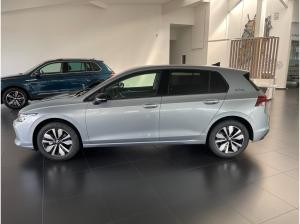 Volkswagen Golf GOAL 1.5 eTSI DSG – Jetzt zuschlagen! ⚡ Dynamik, Komfort & Innovation vereint.