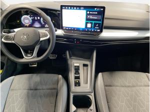 Volkswagen Golf VIII Variant GOAL 1.5 eTSI DSG 360 ACC AHK