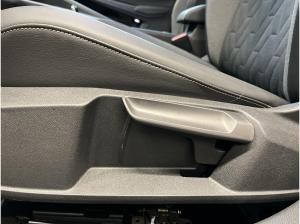 Volkswagen Golf VIII Variant GOAL 1.5 eTSI DSG 360 ACC AHK