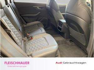 Audi RS Q8 performance tiptronic *AHK*Panorama*Standheizung*Head-Up*AssistenzPlus*