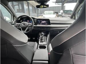 Volkswagen Golf 1.5 TSI R-LINE ACC LED KAMERA APPLE-CAR-PLAY