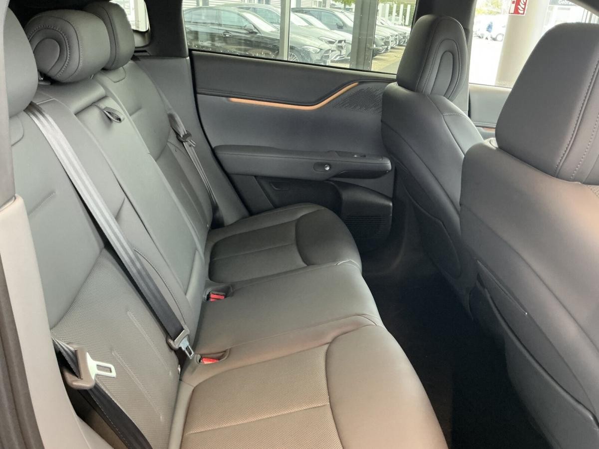 XPENG G6 AWD PERFORMANCE * MJ25 * Black Edition * AHZV * sofort verfügbar *