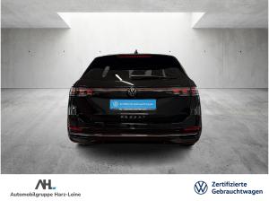 Volkswagen Passat Variant 2.0 TDI Elegance DSG Matrix AHK Navi ACC Massage AreaView