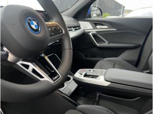 BMW iX2 30xDrive M Sport Vorteil zur Neuwagen-UPE 11.870EUR