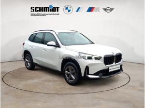 BMW X1 sDrive20i / NP= 49.130,- / AHK / Premium /