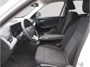 BMW X1 sDrive20i / NP= 49.130,- / AHK / Premium /
