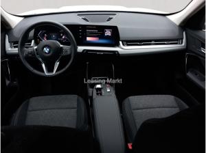 BMW X1 sDrive20i / NP= 49.130,- / AHK / Premium /