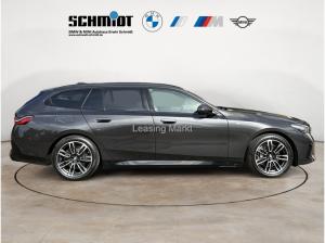 BMW 540 540d xDrive Touring M Sport / NP= 92.850,- / AHK