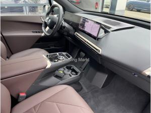 BMW ix iX xDrive50 Sportpaket / NP= 121.550,- / AHK /