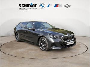 BMW 540 540d xDrive Touring M Sport / NP= 92.850,- / AHK