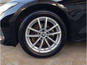 BMW 320 i Touring / NP= 58.240,- / Sitz Memory /