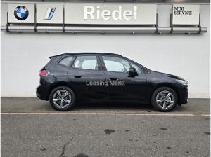 BMW 218 Active Tourer Navi AHK DA+ 17''LMR eSitze