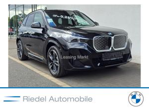 BMW iX1 xDrive30 Navi Tempom.aktiv Bluetooth PDC HeadUp