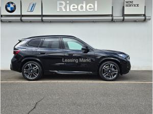 BMW iX1 xDrive30 Navi Tempom.aktiv Bluetooth PDC HeadUp