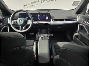BMW iX1 xDrive30 Navi Tempom.aktiv Bluetooth PDC HeadUp