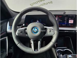 BMW iX1 xDrive30 Navi Tempom.aktiv Bluetooth PDC HeadUp