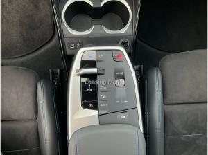 BMW iX2 ix2 xDrive30 M Sport / NP= 72.690,- / AHK / Head