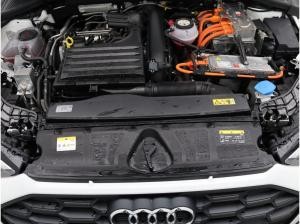 Audi A3 Sportback S-Line 45TFSIe S-tronic / Navi, AHK