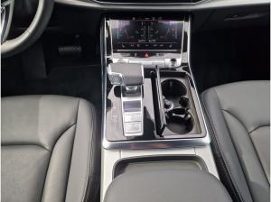 Audi Q7 55 TFSI e qu S line MATRIX Luft AHK HuD 21