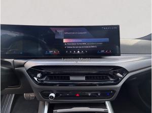 BMW 330 e Touring M Sport / NP= 80.570,- / Panorama /