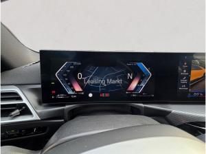 BMW 330 e Touring M Sport / NP= 80.570,- / Panorama /