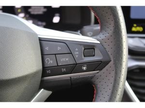 Seat Leon 2.0 TDI DSG FR NAVI LED KAMERA ACC SHZ GRA 17