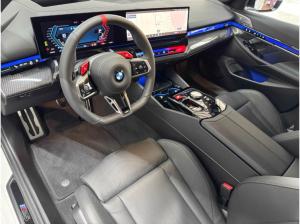 BMW M5 xDrive Touring Comfort Paket Driving- & Parking Prof. 0,5% Versteuerung-AKTION BIS 31.12.2025