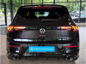 Volkswagen Golf VIII 2.0GTI Clubsport DSG 360°Kamera Head-up