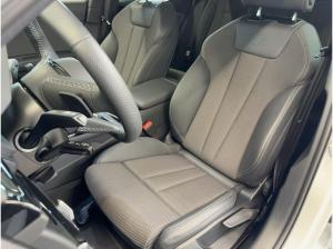 Audi A4 Avant S line 40 TFSI Pano B&O Kamera LED