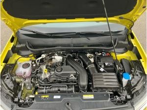 Volkswagen T-Cross R-Line 1.5 TSI DSG / Navi, Matrix, AHK