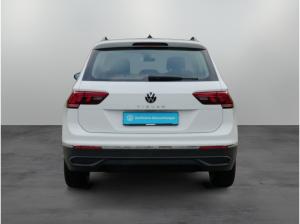 Volkswagen Tiguan Life 1.5 TSI DSG / Navi, LED, AHK, ACC