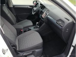 Volkswagen Tiguan Life 1.5 TSI DSG / Navi, LED, AHK, ACC