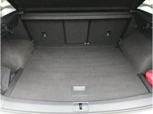 Volkswagen Tiguan Life 1.5 TSI DSG / Navi, LED, AHK, ACC