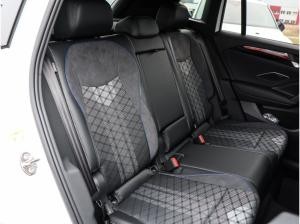 Volkswagen Tiguan R-Line 1.5 eTSI DSG AHK Navi IQ.Light BlackSt. HarmanK.