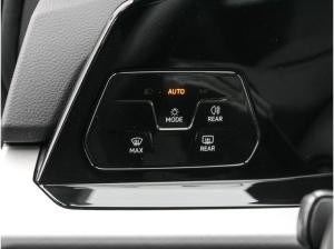 Volkswagen Golf Variant Life 2.0 TDI DSG AHK Navi LED SideAssist