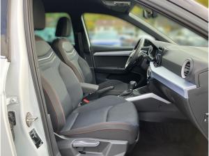 Seat Arona FR 1.0 TSI DSG / Navi, ParkAssi, LED, RFK