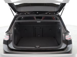 Volkswagen Golf VIII GTI 2.0 TSI DSG | PANO | HARMAN |