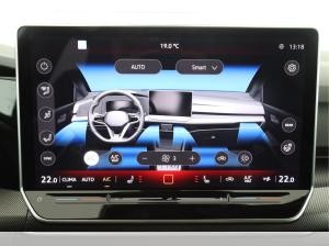 Volkswagen Golf VIII GTI 2.0 TSI DSG | PANO | HARMAN |