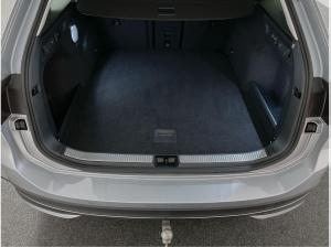 Volkswagen Passat Variant Business Navi LED AHK