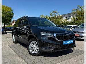 Skoda Karoq SELECTION 1.5 TSI DSG (UVP 43.359€ /KW48/25) AHK/PARK/WINTER/KESSY/230V/4J.GARA./UVM.