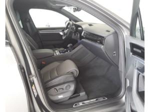 Volkswagen Touareg 3.0 V6 TDI 4M. R-Line Black Style 21" Leeds Leder Varenna IQ.LIGHT - HD-Matrix-Scheinwerfer Standhei