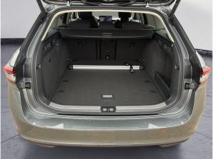 Skoda Superb Combi Selection 2,0 TDI 7-Gang-DSG 4x4