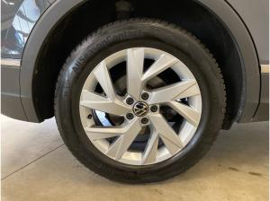 Volkswagen Tiguan 2.0 TDI Active*AHK*ACC*Rear View*SHZ*Navi