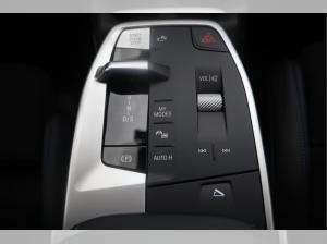 BMW 220 i Active Tourer/M-Sport/AHK/RFK/DrivingAss.Plus/Lenkradhzg./Adapt.LED