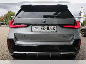 BMW iX1 xDrive30/M-Sport/Head-Up/360°/AHK/ACC/elektr.Sitze/HK/Adapt.LED